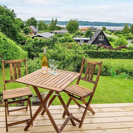 Pleasing Holiday In B Rkop With Terrace Vakantiehuis Egeskov (Syddanmark)