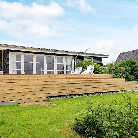 בית נופש Pleasing Holiday In B Rkop With Terrace Egeskov (Syddanmark)
