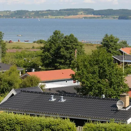 בית נופש Pleasing Holiday In B Rkop With Terrace Egeskov (Syddanmark)